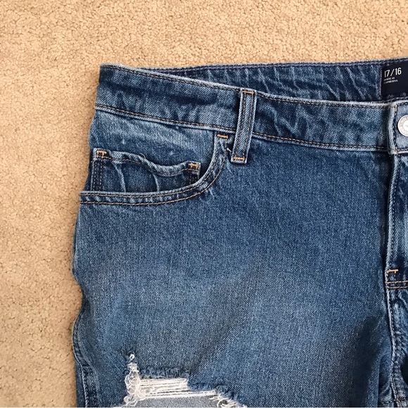 Hollister Distressed Denim Shorty Shorts Womens Size 17 Waist 33 Low Rise Frayed - Picture 7 of 11